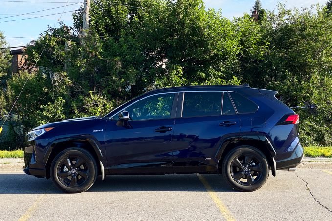 2020 Toyota RAV4 Hybrid Review: The Dependable One