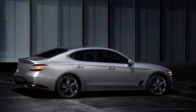 2022 Genesis G70 Adopts the Brand&#8217;s Strong Family Looks