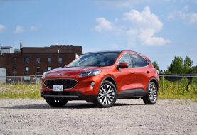 2020 Ford Escape Hybrid Review: Friendly Fuel-Sipper