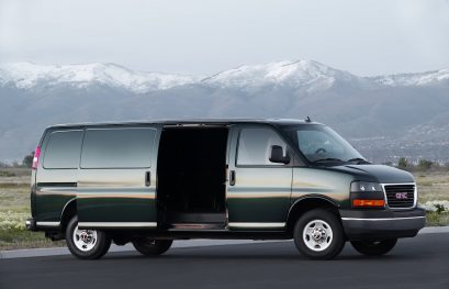 2023 GMC Savana Passenger Van Review: Jurassic Hold-All