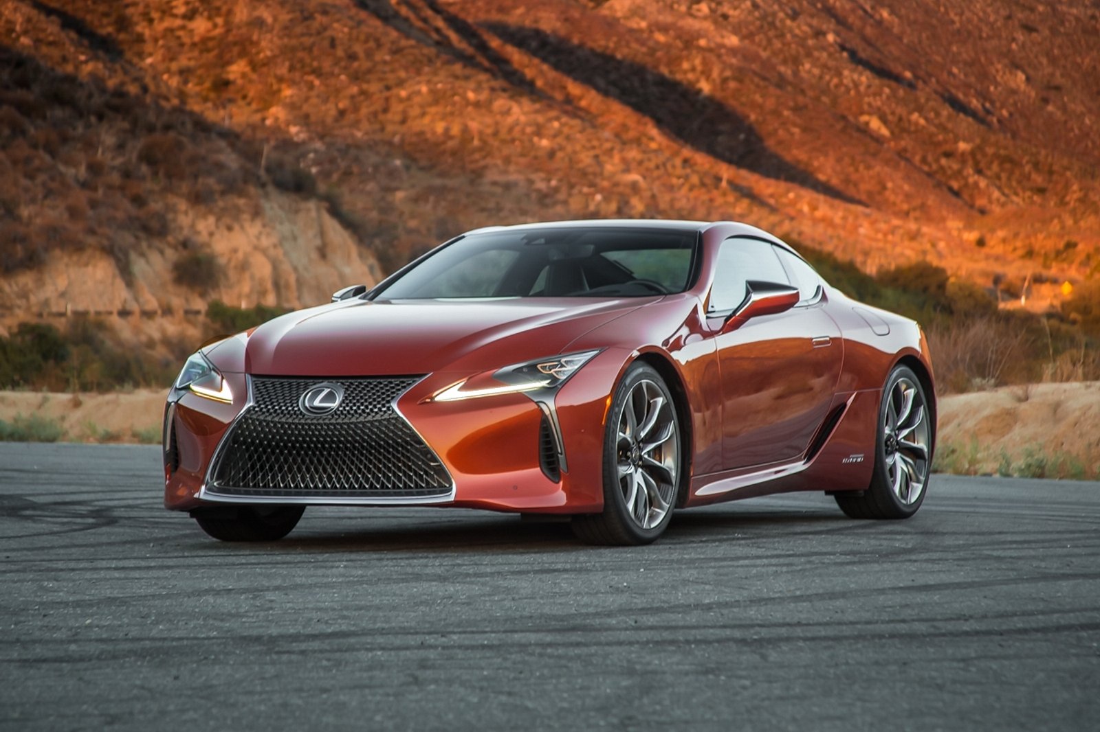 2018-2024 Lexus LC Hybrid Front Angle View
